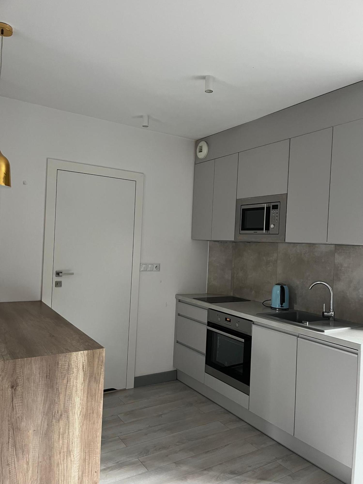 Feliz Apartment *